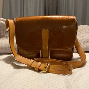 Authentic Louis Vuitton Crossbody!